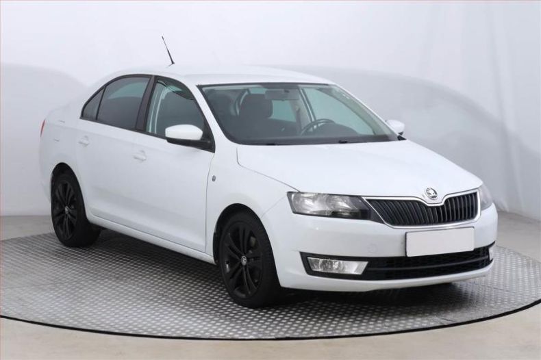 Škoda Rapid - hlavní foto