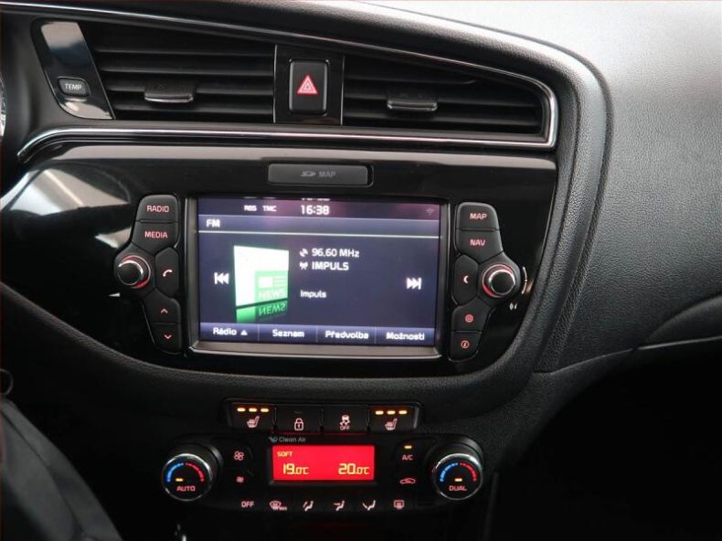 Kia Cee'd - hlavní fotka