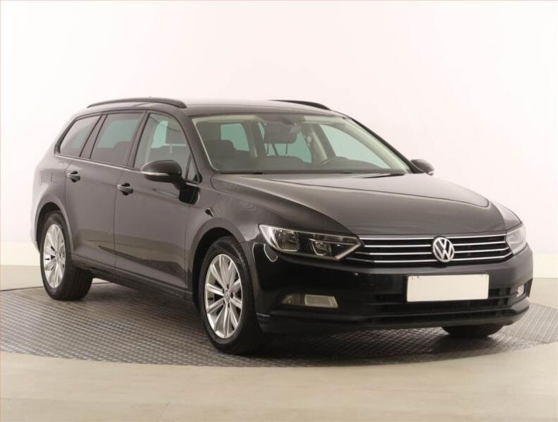 Volkswagen Passat - hlavní fotka inzerátu