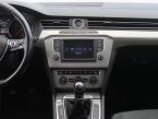 Volkswagen Passat - fotka číslo 11