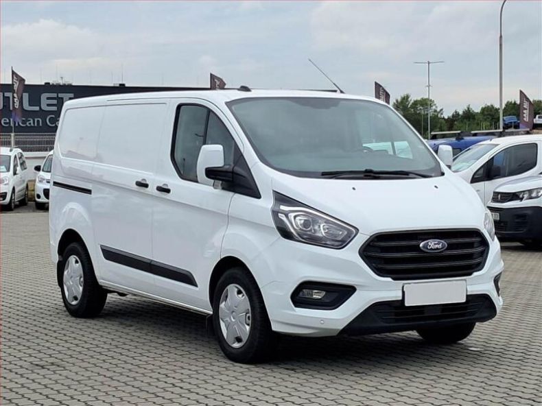 Ford Transit - hlavní foto