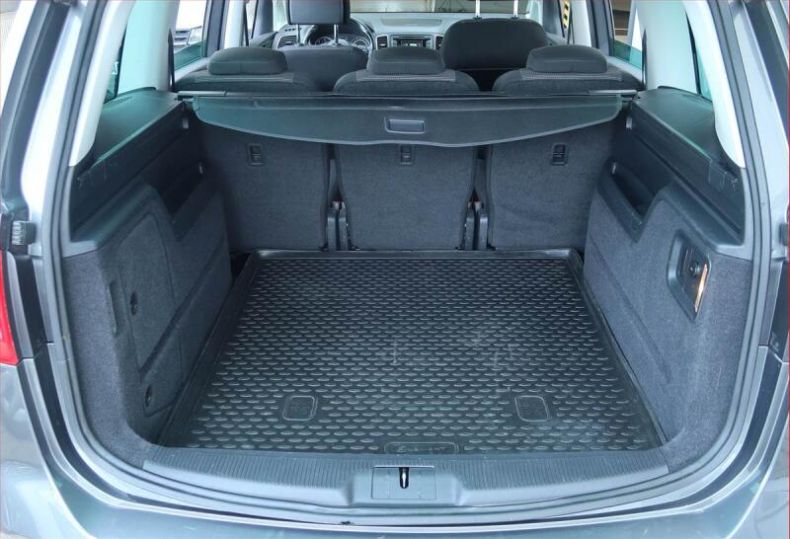 Volkswagen Sharan - hlavní fotka