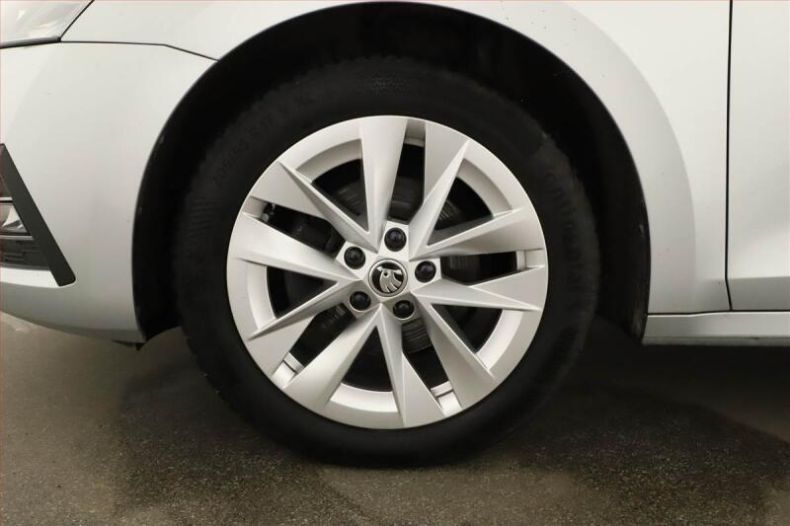 Škoda Octavia - hlavní fotka