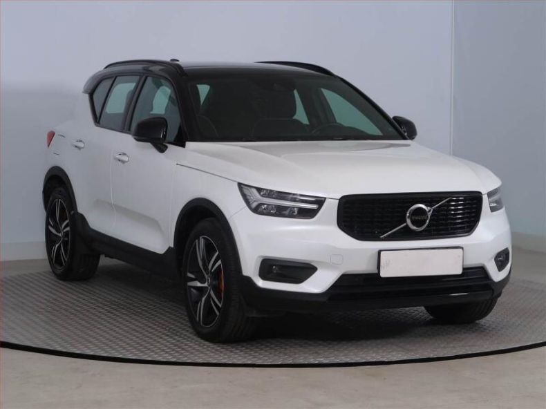 Volvo XC40 - hlavní fotka inzerátu