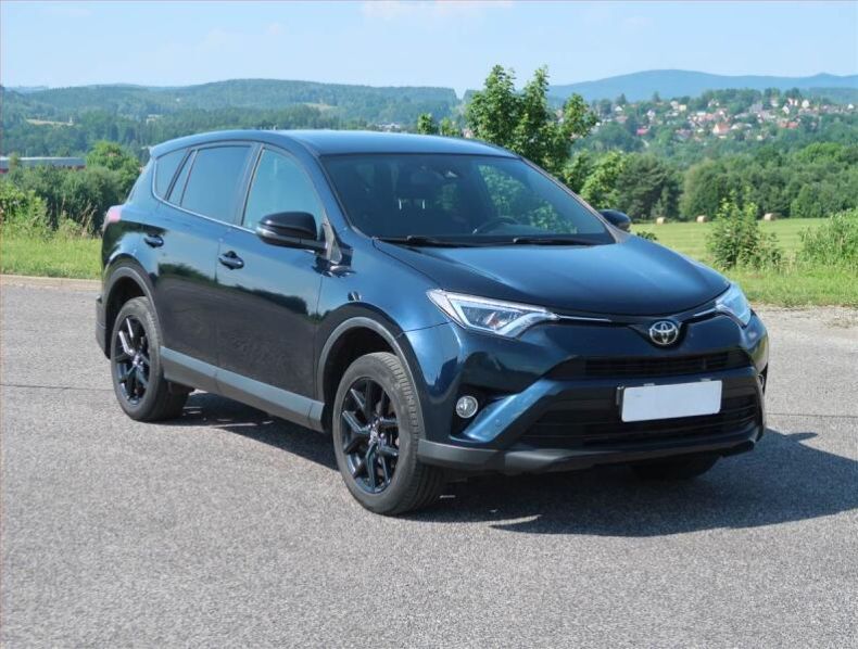 Toyota RAV 4 - hlavní foto