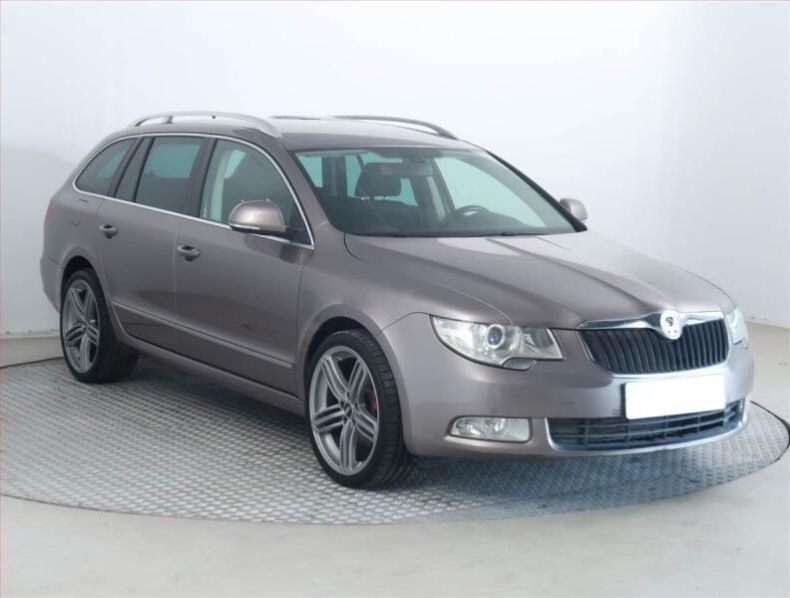 Škoda Superb - hlavní fotka inzerátu