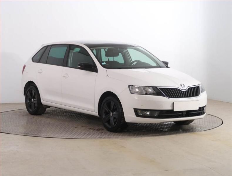 Škoda Rapid - hlavní foto