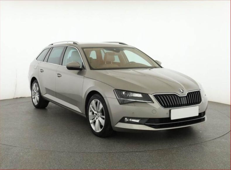 Škoda Superb - hlavní fotka inzerátu