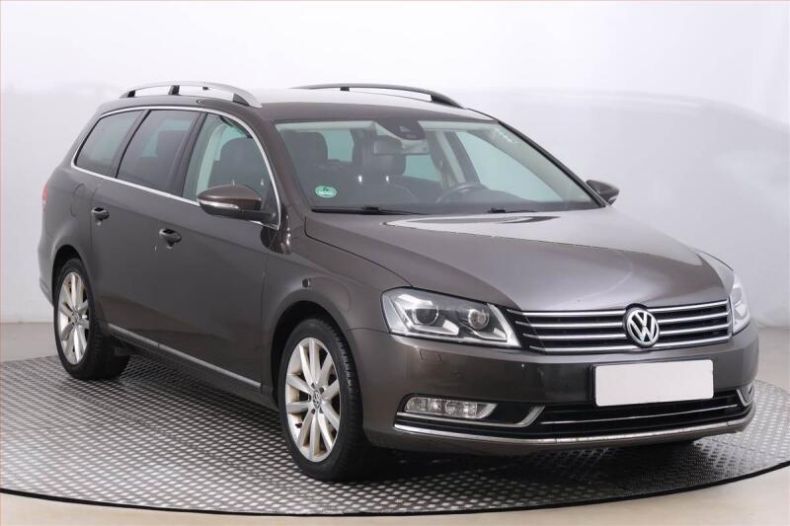 Volkswagen Passat - hlavní foto