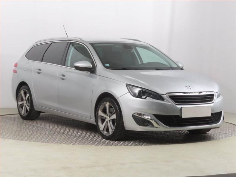 Peugeot 308 - hlavní foto