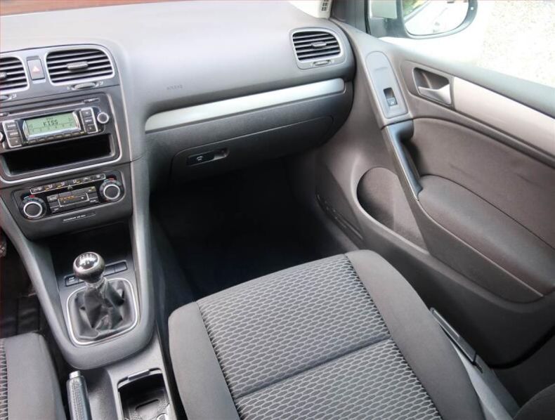 Volkswagen Golf - hlavní fotka