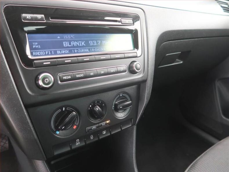 Škoda Rapid - hlavní fotka