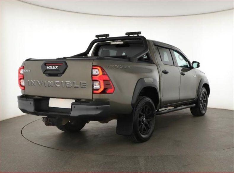 Toyota Hilux - hlavní fotka