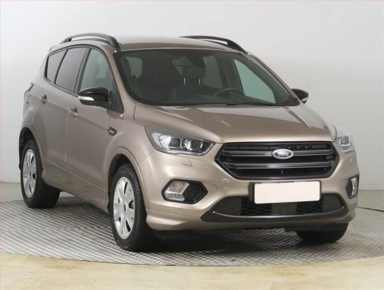 Ford Kuga - hlavní foto