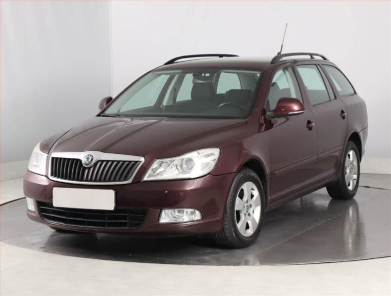 Škoda Octavia - hlavní fotka