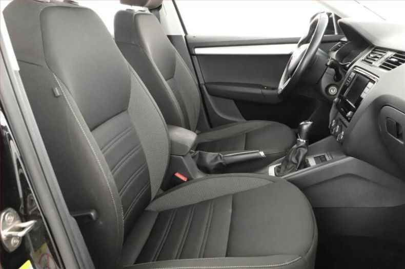 Škoda Octavia - hlavní fotka