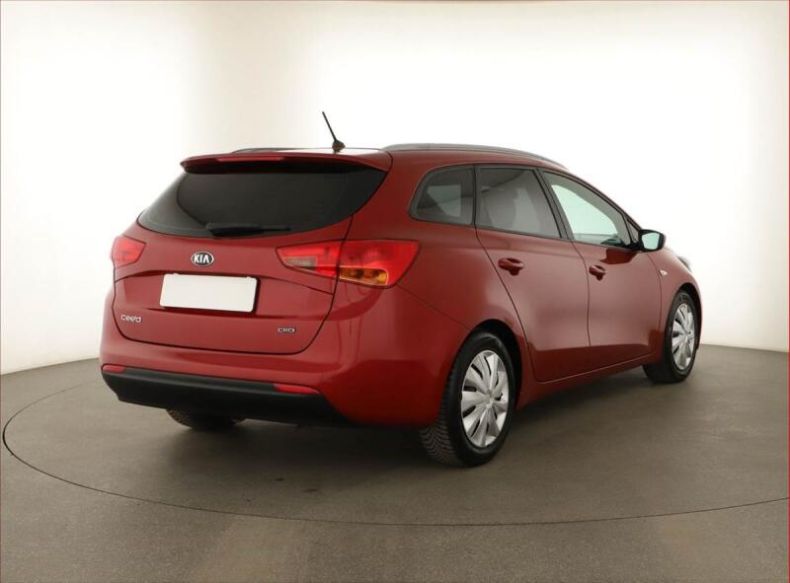 Kia Cee'd - hlavní fotka