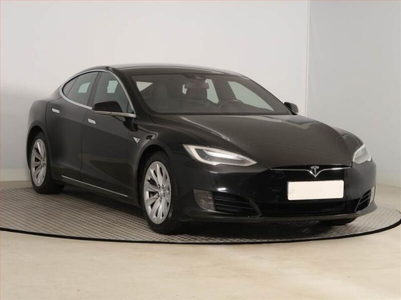 Tesla S-type - hlavní foto