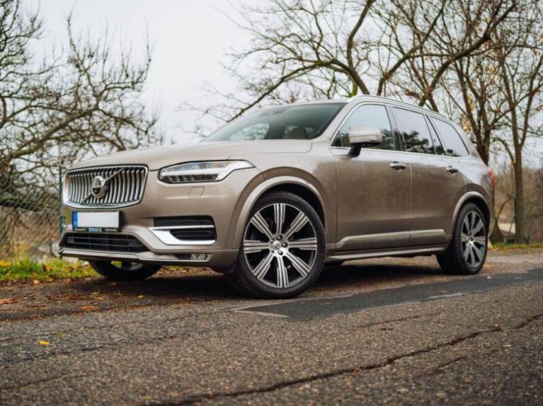 Volvo XC90 - hlavní foto