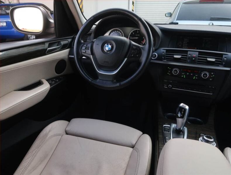 BMW X3 - hlavní fotka