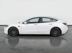Tesla Model 3 - fotka číslo 2