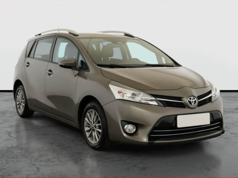 Toyota Verso - hlavní foto