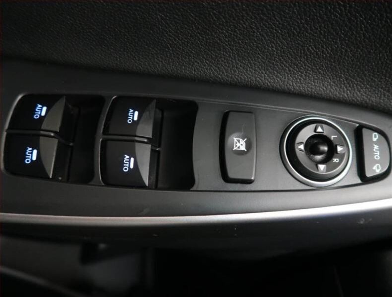 Hyundai i30 - hlavní fotka