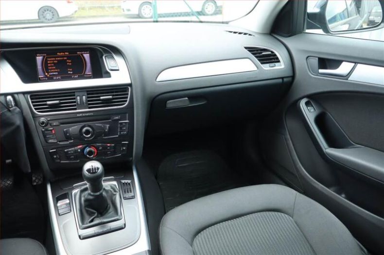 Audi A4 - hlavní fotka