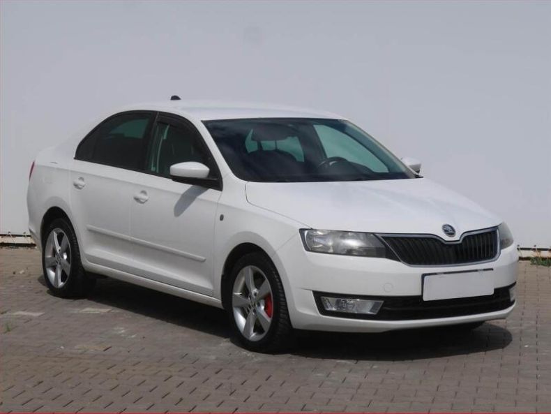 Škoda Rapid - hlavní foto