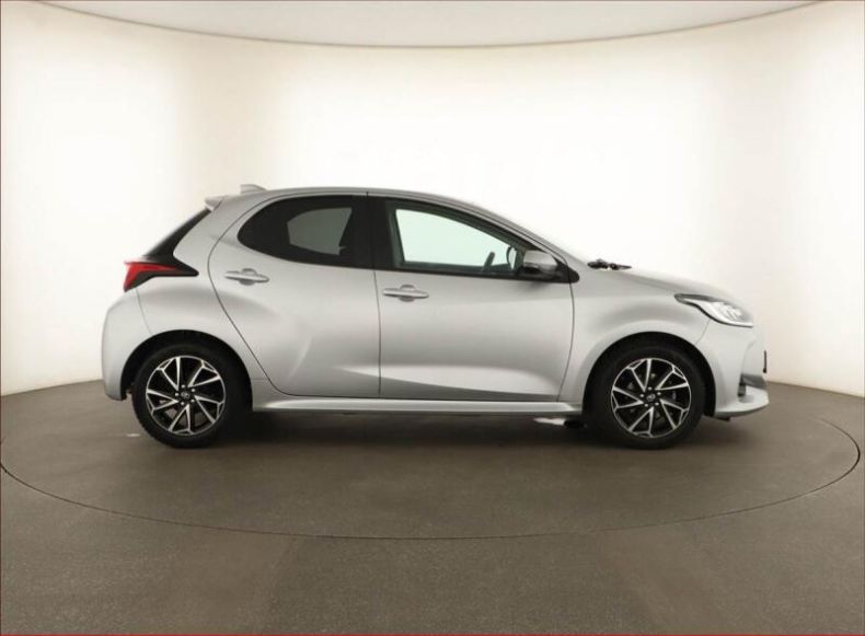 Toyota Yaris - hlavní fotka