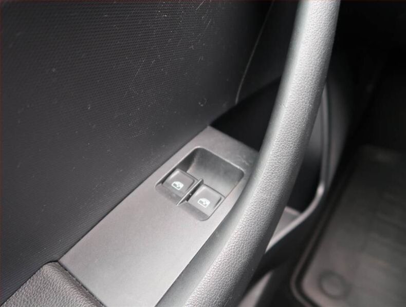 Škoda Rapid - hlavní fotka