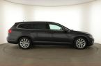 Volkswagen Passat - fotka číslo 5