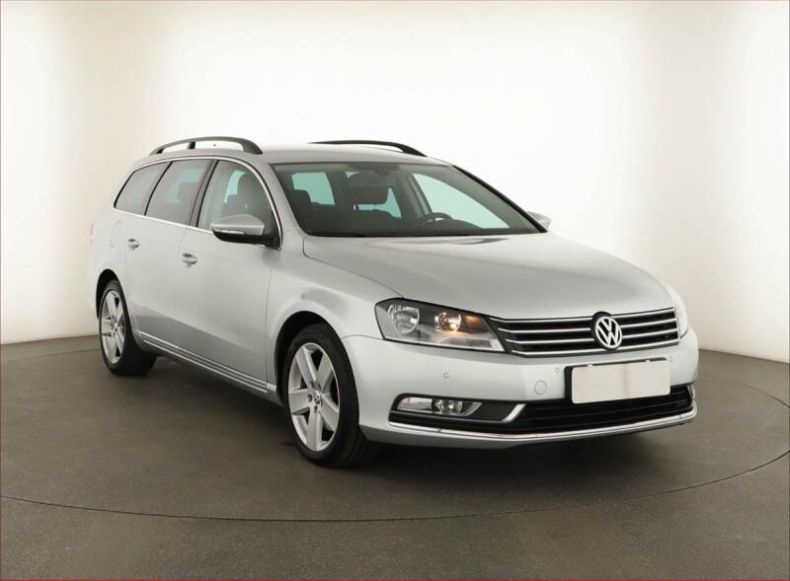 Volkswagen Passat - hlavní foto