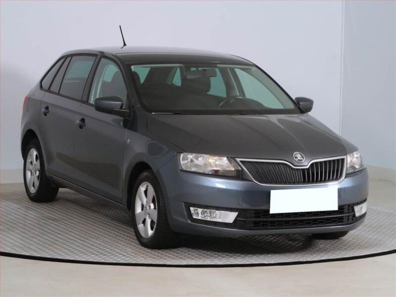 Škoda Rapid - hlavní foto