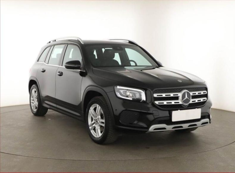 Mercedes GLB - hlavní foto