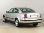 Volkswagen Passat - fotka číslo 3