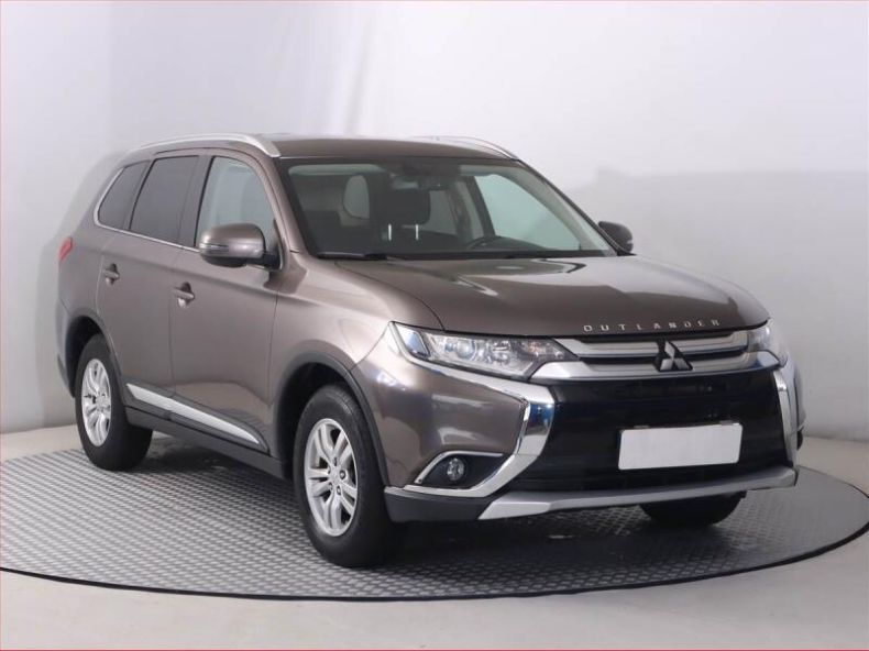 Mitsubishi Outlander - hlavní fotka inzerátu