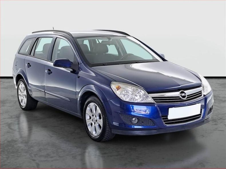Opel Astra - hlavní foto