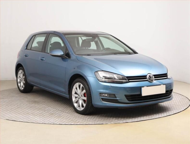 Volkswagen Golf - hlavní fotka inzerátu