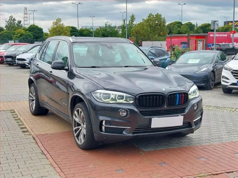 BMW X5 - hlavní foto