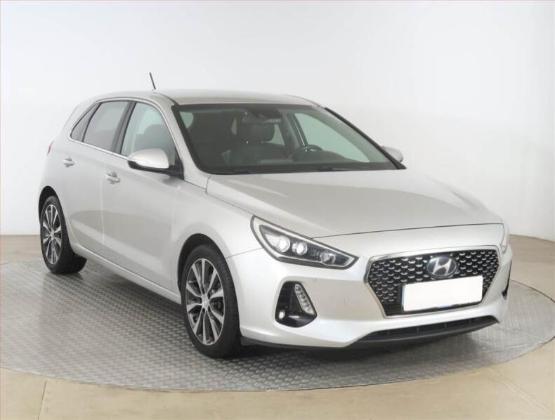 Hyundai i30 - hlavní foto