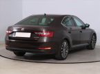 Škoda Superb - fotka číslo 4