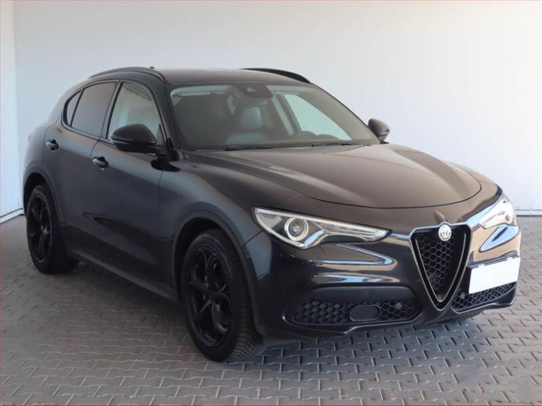 Alfa Romeo Stelvio - hlavní fotka inzerátu