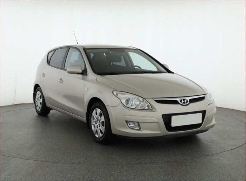 Hyundai i30 - hlavní foto