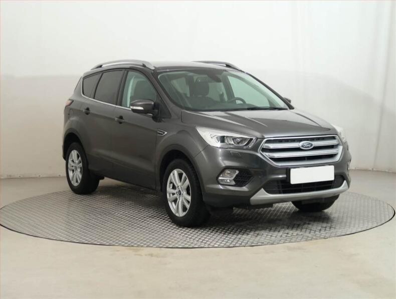 Ford Kuga - hlavní foto