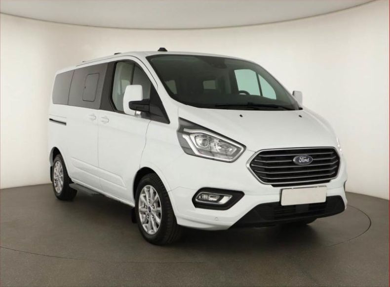 Ford Tourneo - hlavní foto