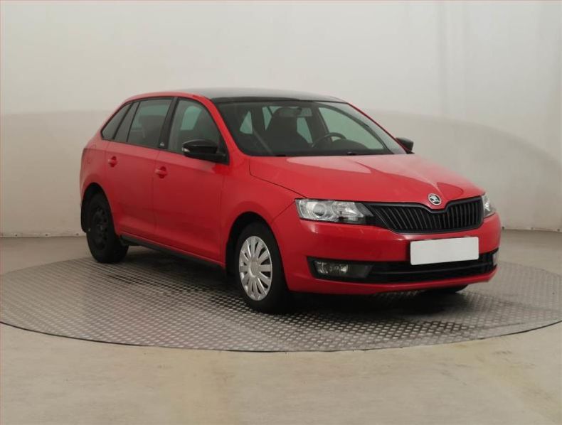 Škoda Rapid - hlavní foto