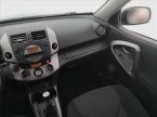 Toyota RAV 4 - fotka číslo 7