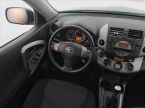 Toyota RAV 4 - fotka číslo 6