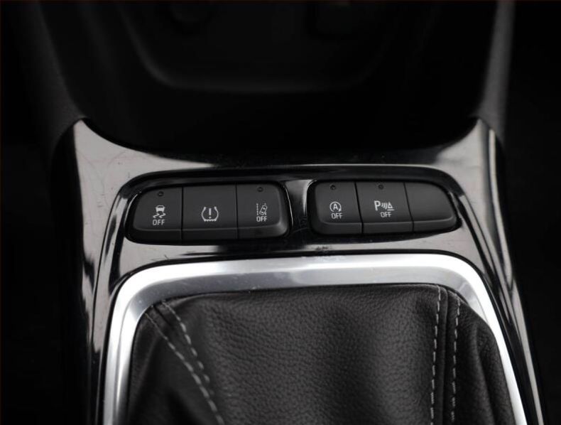 Opel Crossland X - hlavní fotka